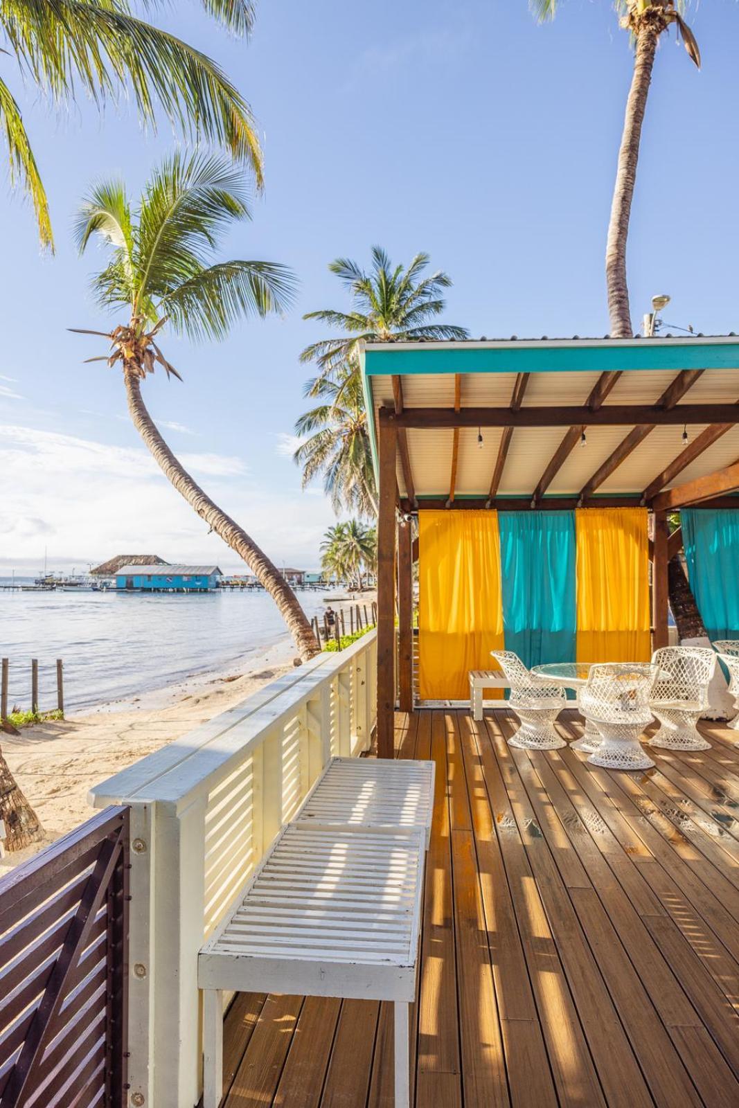 Ocean Tide Beach Resort San Pedro  Exterior photo